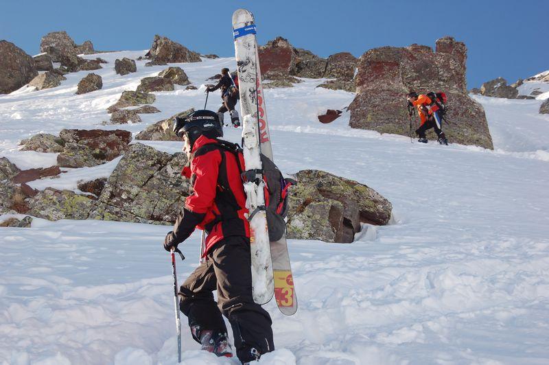 Qué mochila debo elegir para esquiar? • Blog de Senderismo y Aventura