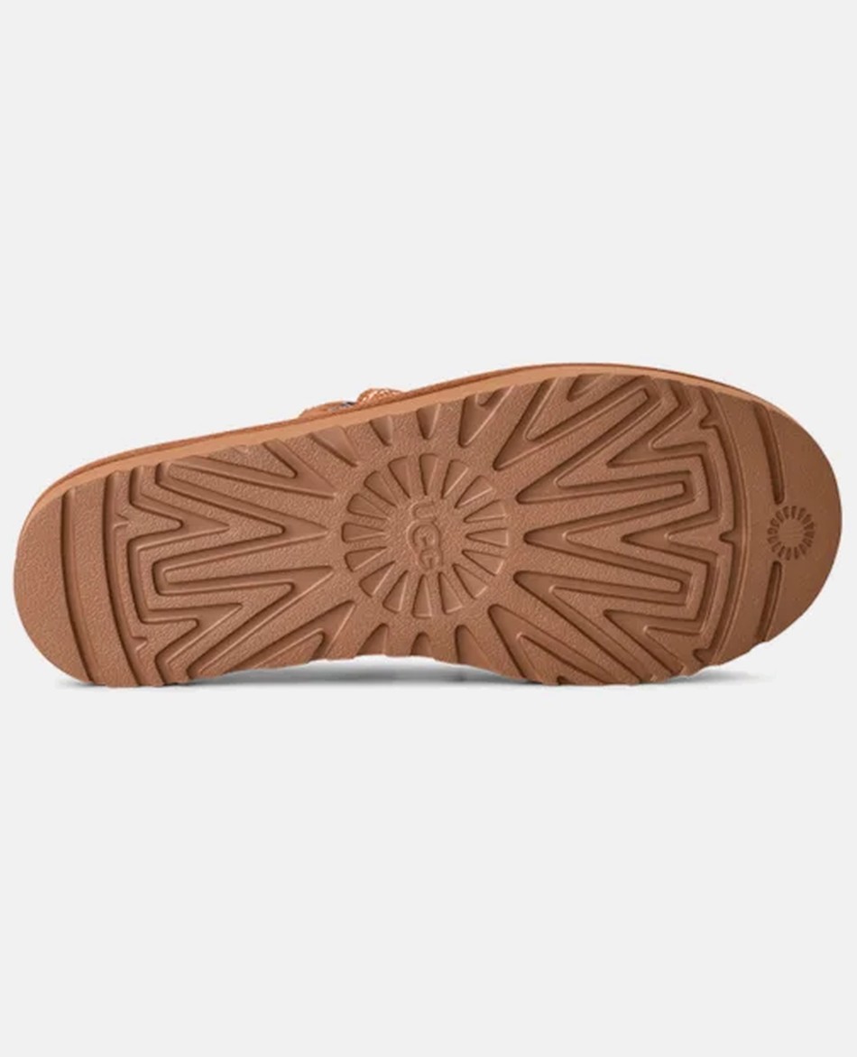 UGG 
