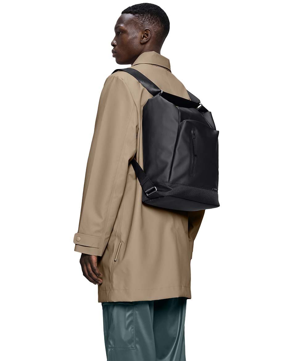 RAINS MOCHILA RAINS OTARU HOBO W3