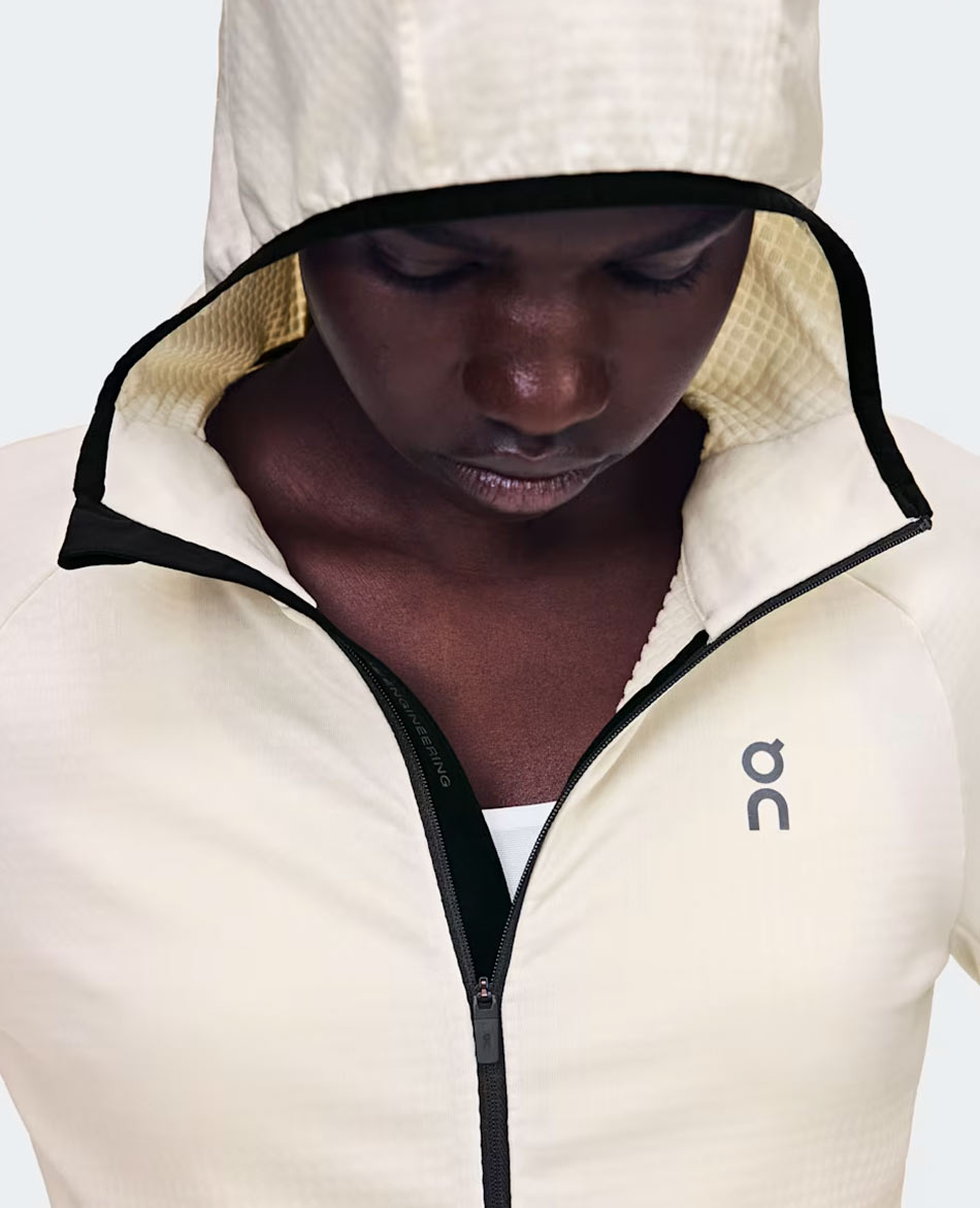 ON CHAQUETA CON CAPUCHA ON CLIMATE