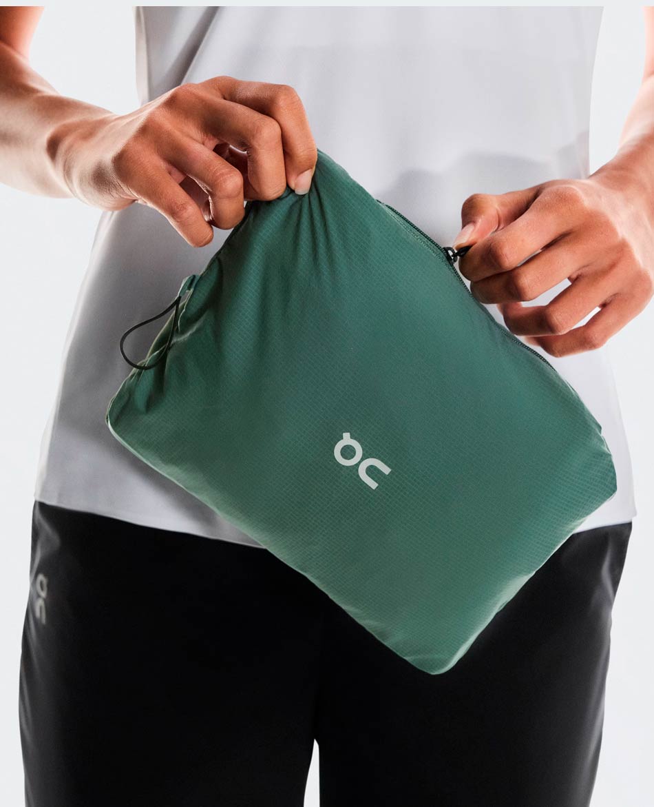 ON CHAQUETA CON CAPUCHA ON RUNNING CORE