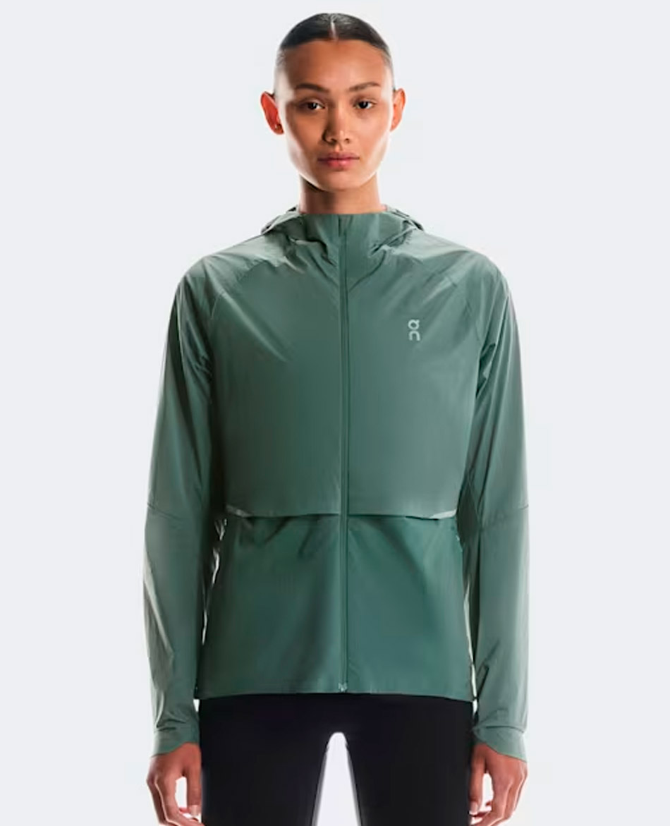 ON CHAQUETA CON CAPUCHA ON RUNNING CORE