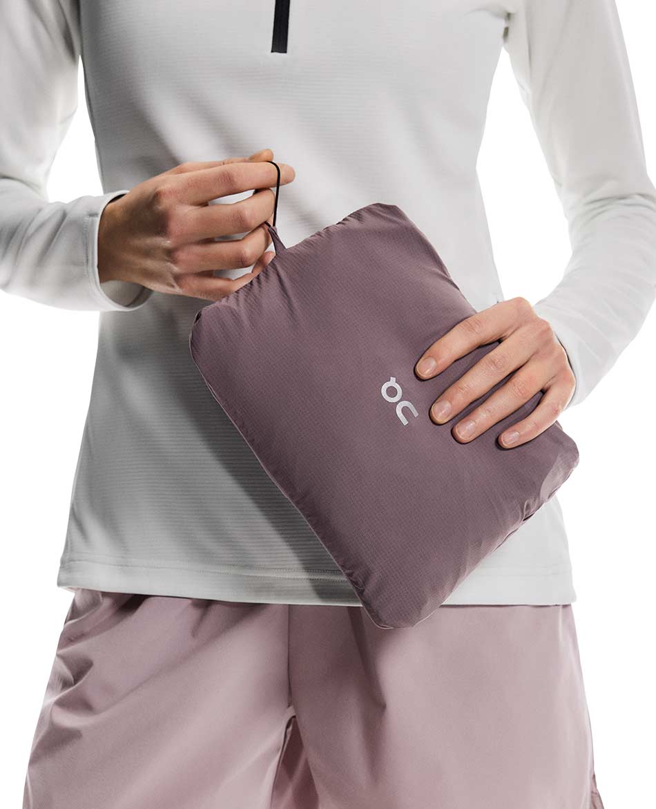 ON CHAQUETA CON CAPUCHA ON RUNNING CORE