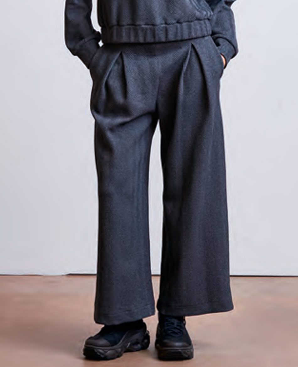DEHA PANTALON DEHA ANCHO DE MATELASSE CON PINZAS