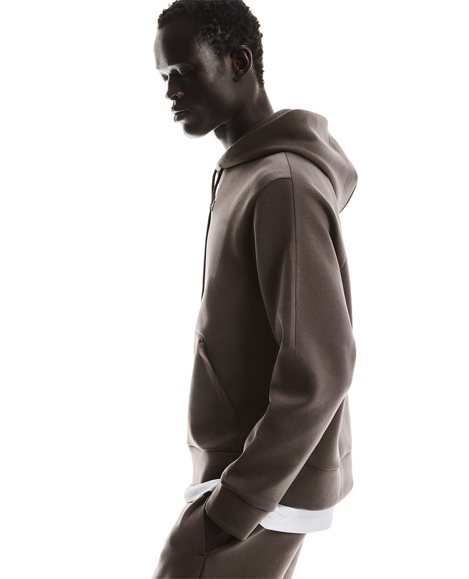 ON FELPA ON FOCUS TECH HOODIE