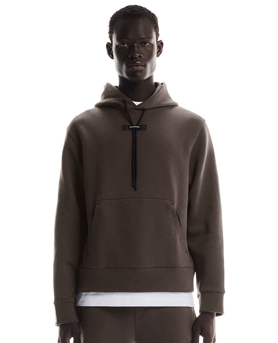 ON FELPA ON FOCUS TECH HOODIE