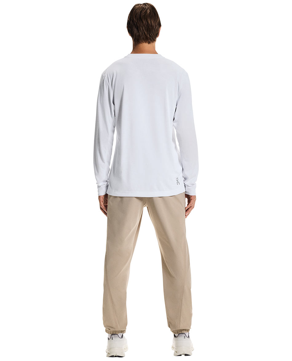 ON PANTALONES ON FOCUS