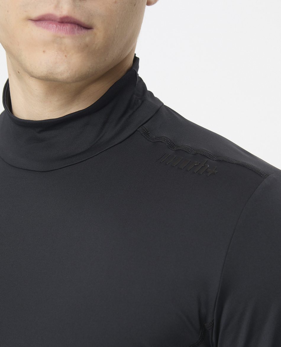 RH+ POWERSTRECH  RH+ VEIL TURTLE NECK