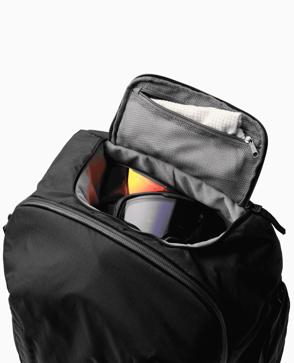 DB MOCHILA DB HUGGER BOOTPACK 80L