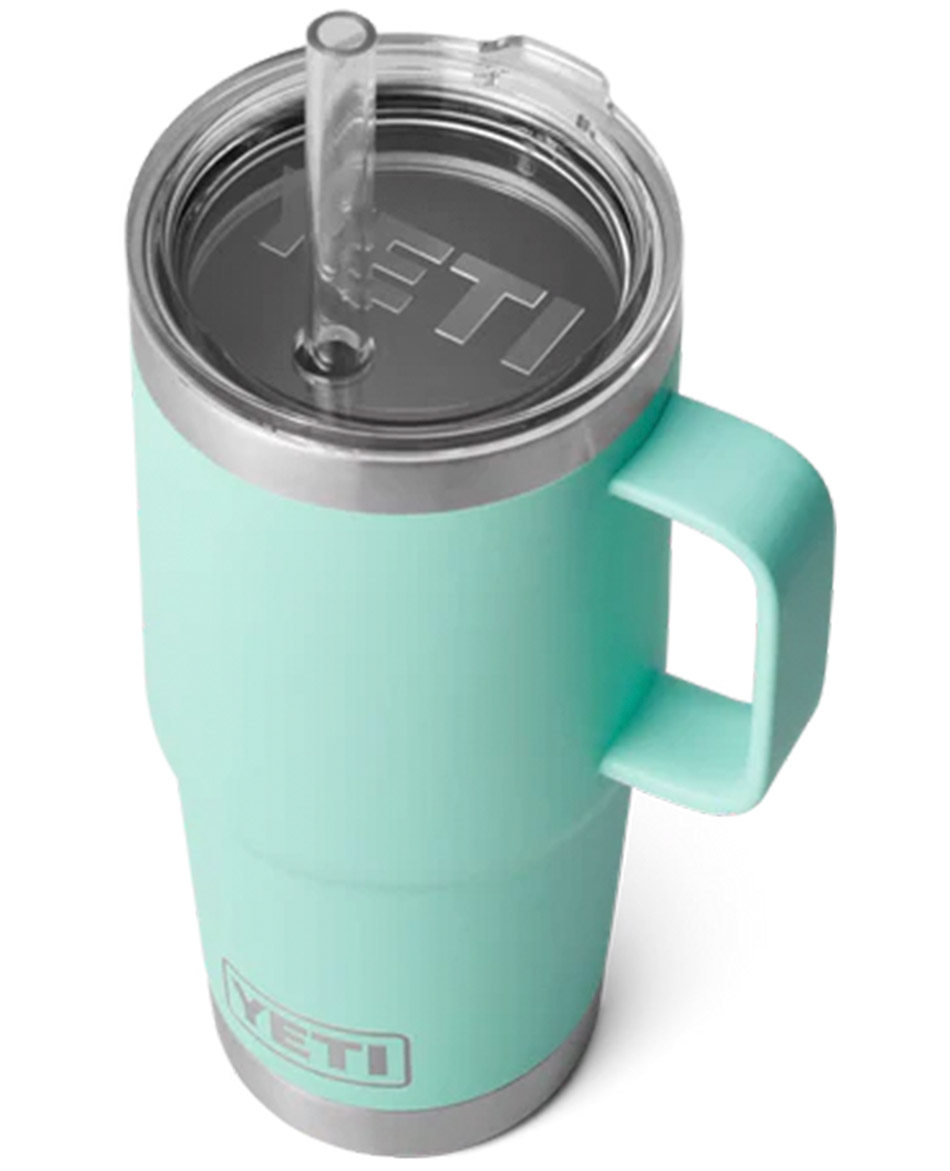 YETI TAZA YETI RAMBLER 25 OZ CON PAJITA (739 ML)