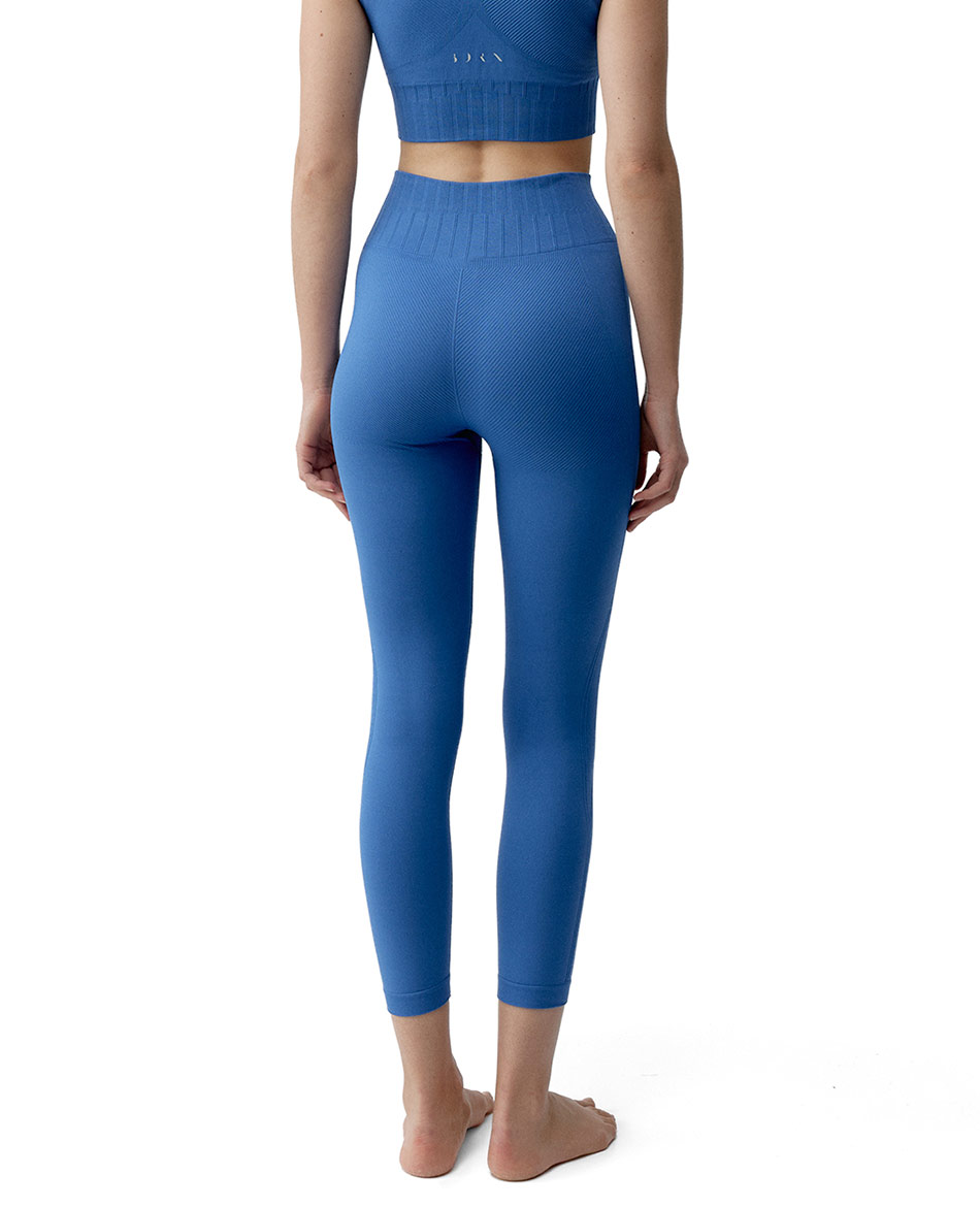 BORN MALLA BORN LIVING YOGA ANNAPURNA