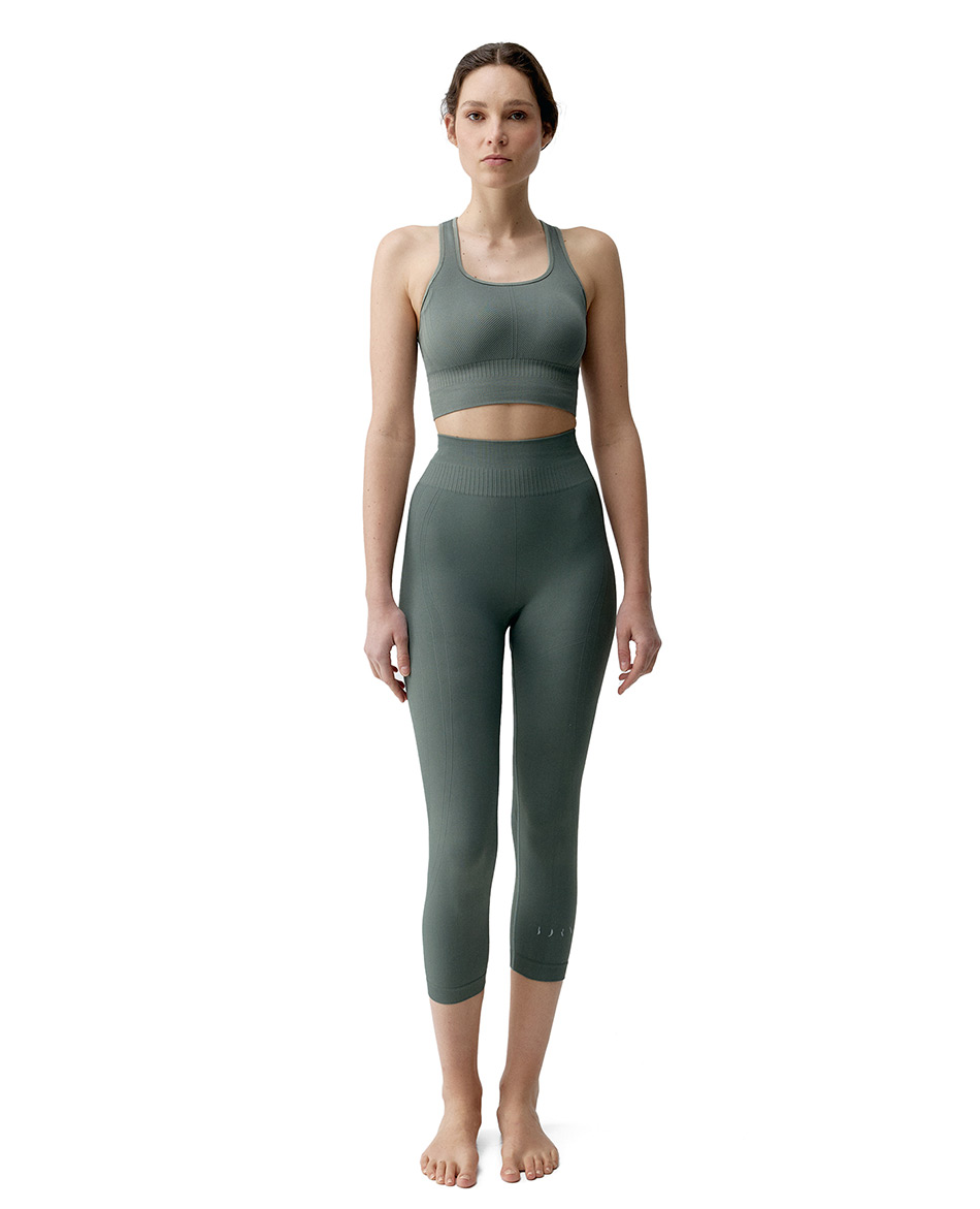 BORN MALLA BORN ERIS CAPRI