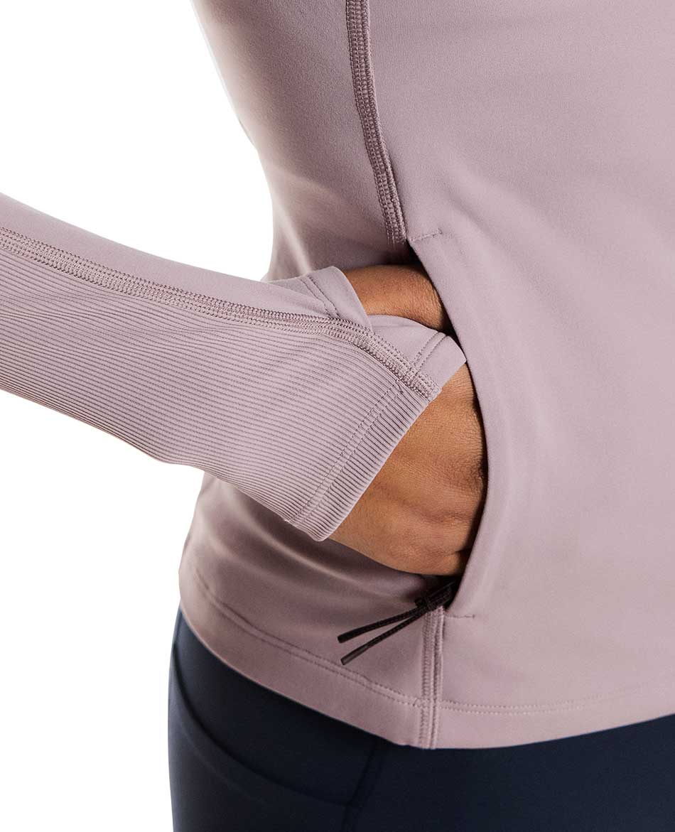 ON CHAQUETA ON STUDIO