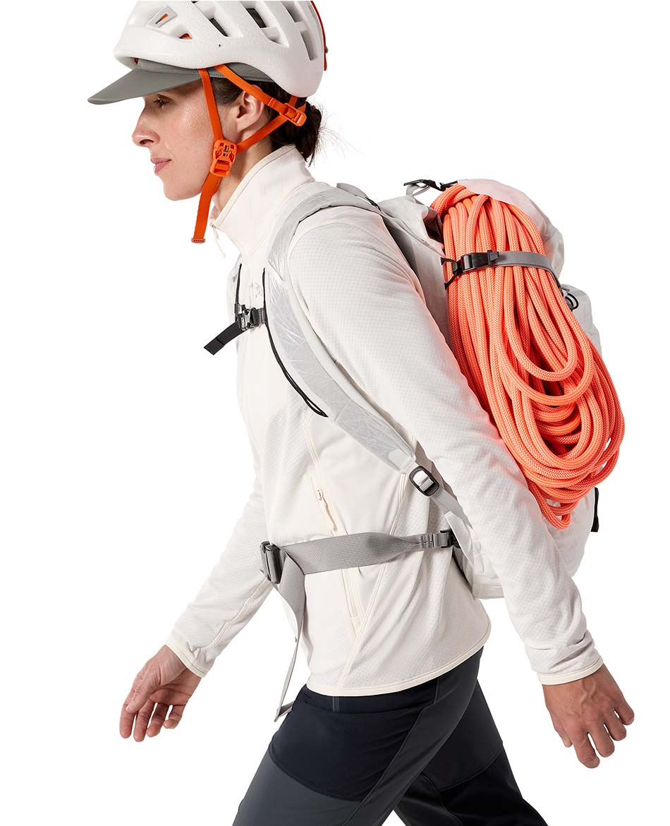 ARCTERYX POLAR ABIERTO ARCTERYX DELTA